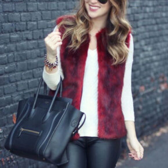 Me Jane Faux Fur Vest Medium Burgundy NWOT - Picture 1 of 11